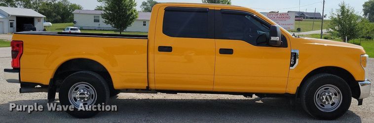 image for item JO9171 2017 Ford F250 Super Duty XL  Crew Cab pickup truck