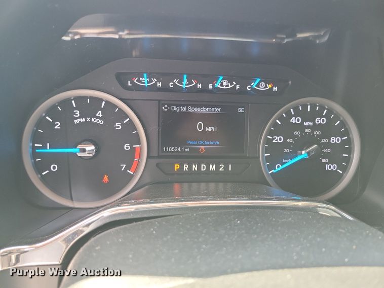 image for item JO9171 2017 Ford F250 Super Duty XL  Crew Cab pickup truck