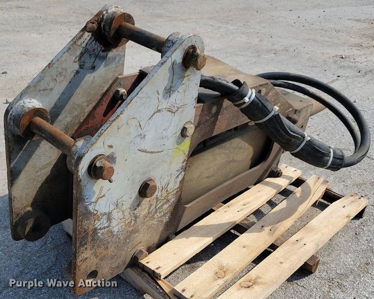 image for item JO9172 1992 Krupp HM600D  breaker