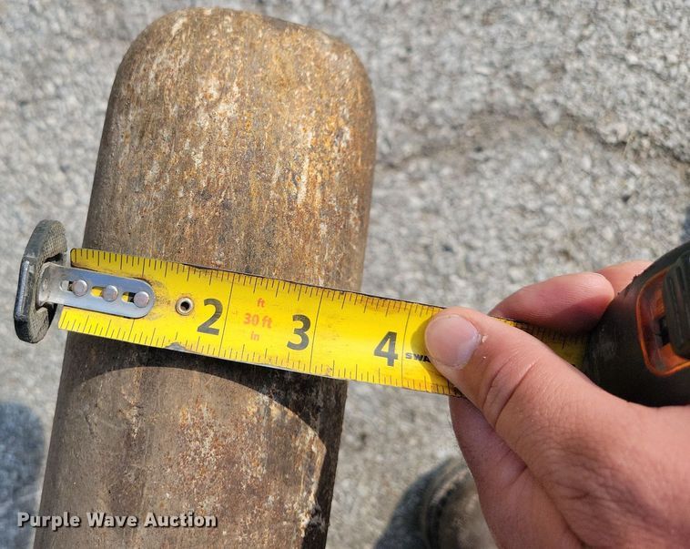 image for item JO9172 1992 Krupp HM600D  breaker