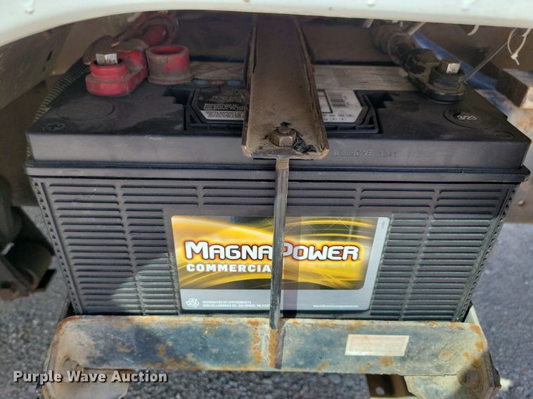 image for item JO9173 1997 Freightliner FL70  flatbed truck