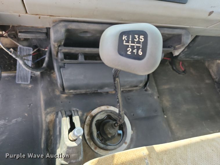 image for item JO9173 1997 Freightliner FL70  flatbed truck