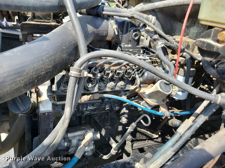 image for item JO9173 1997 Freightliner FL70  flatbed truck