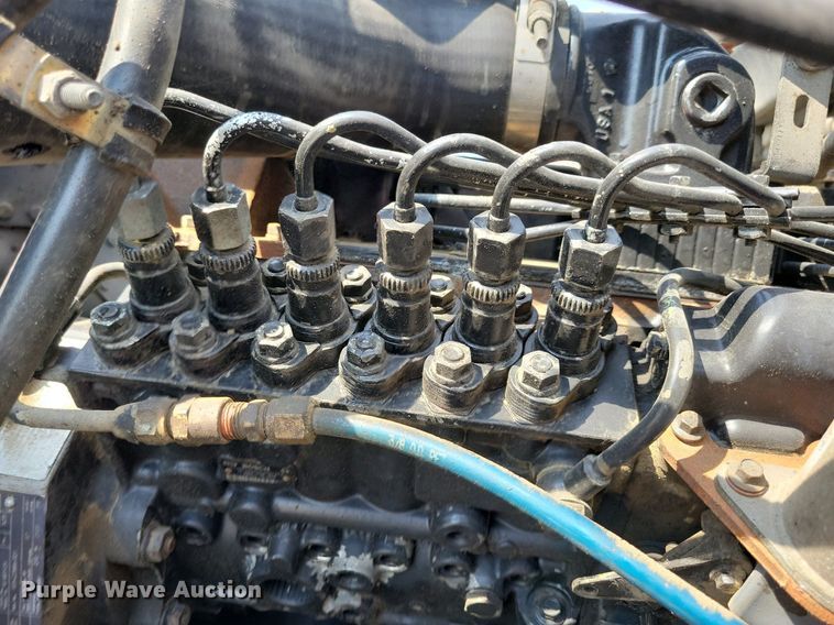 image for item JO9173 1997 Freightliner FL70  flatbed truck