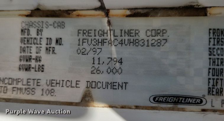 image for item JO9173 1997 Freightliner FL70  flatbed truck