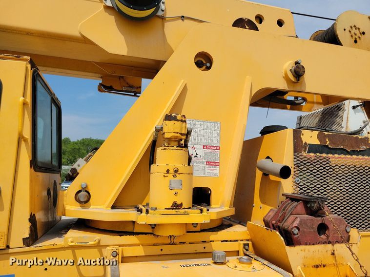 image for item JO9174 2009 Broderson RT-300-2E  crane