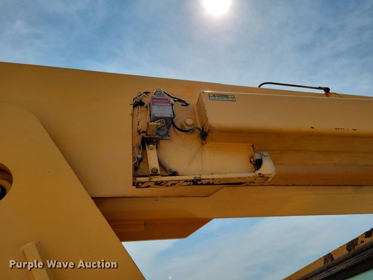 image for item JO9174 2009 Broderson RT-300-2E  crane