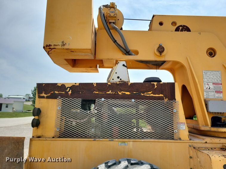 image for item JO9174 2009 Broderson RT-300-2E  crane