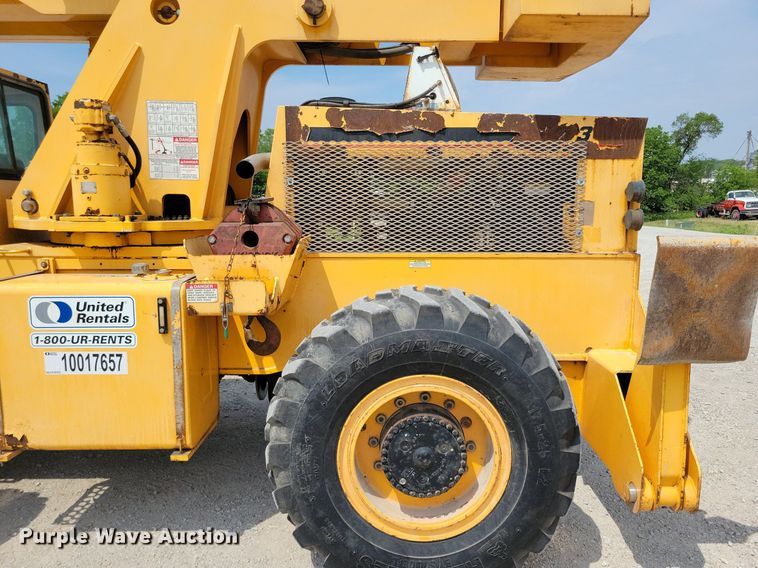 image for item JO9174 2009 Broderson RT-300-2E  crane