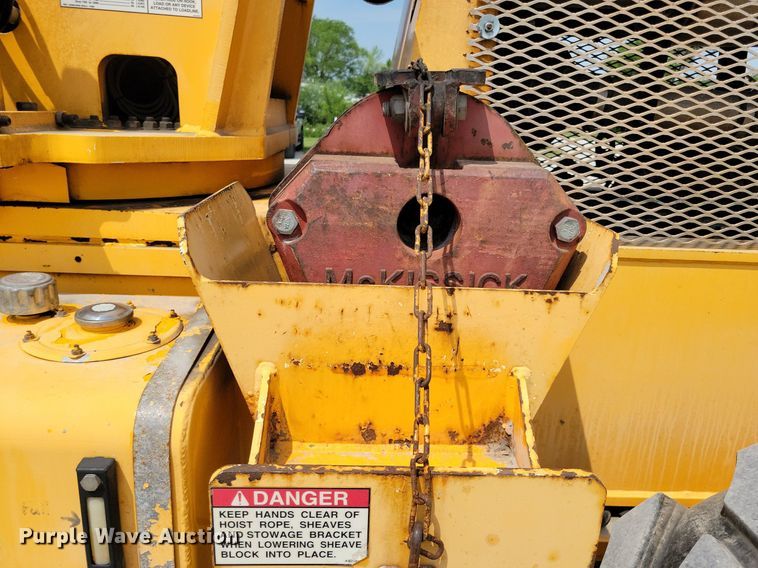 image for item JO9174 2009 Broderson RT-300-2E  crane