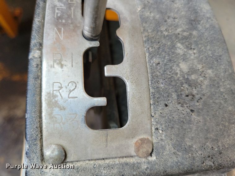 image for item JO9174 2009 Broderson RT-300-2E  crane