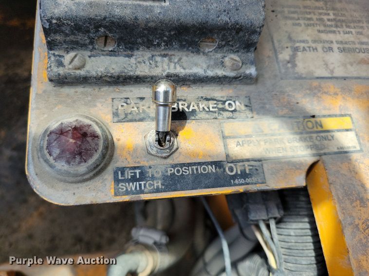 image for item JO9174 2009 Broderson RT-300-2E  crane