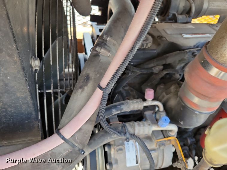 image for item JO9174 2009 Broderson RT-300-2E  crane