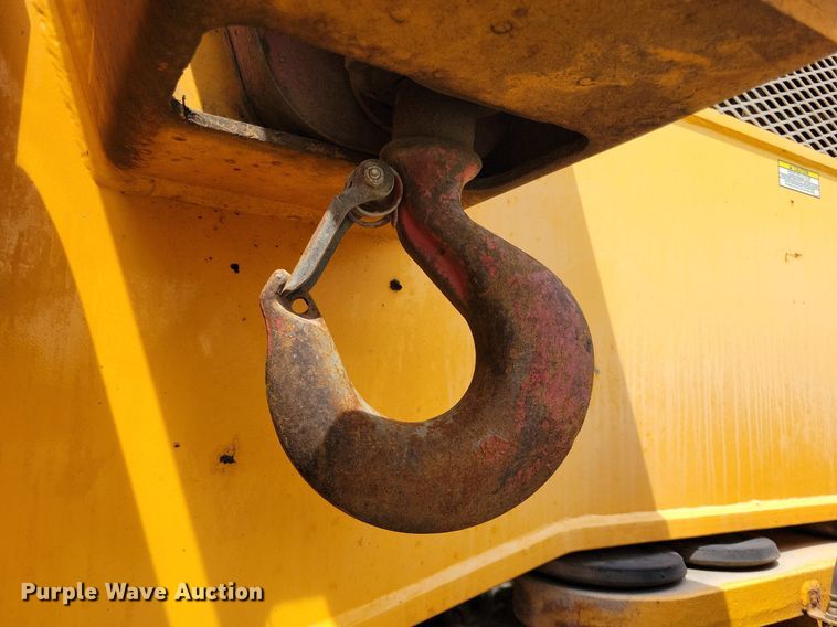 image for item JO9174 2009 Broderson RT-300-2E  crane