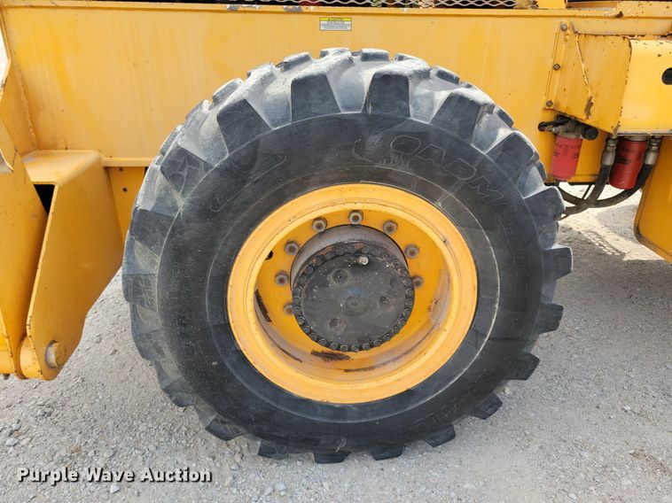 image for item JO9174 2009 Broderson RT-300-2E  crane