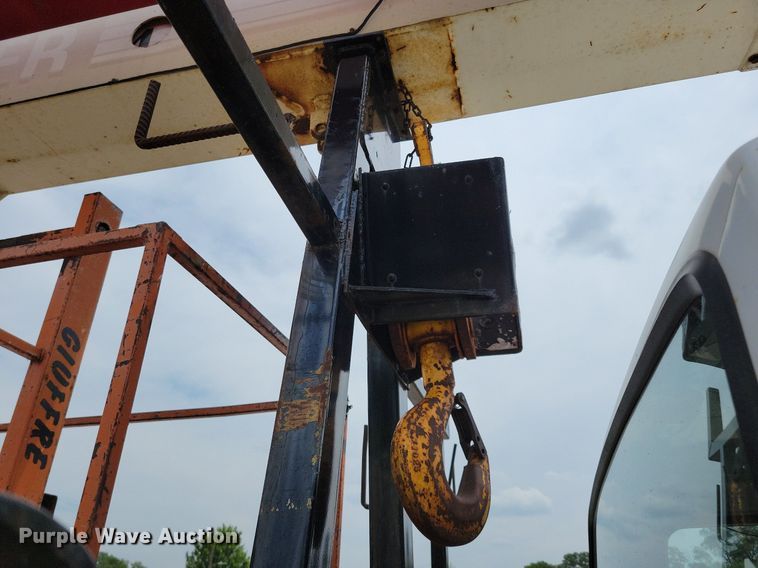 image for item JO9175 1999 Ford F800  crane truck