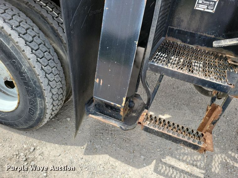 image for item JO9175 1999 Ford F800  crane truck