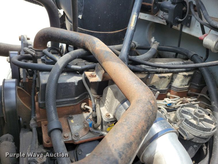 image for item JO9175 1999 Ford F800  crane truck