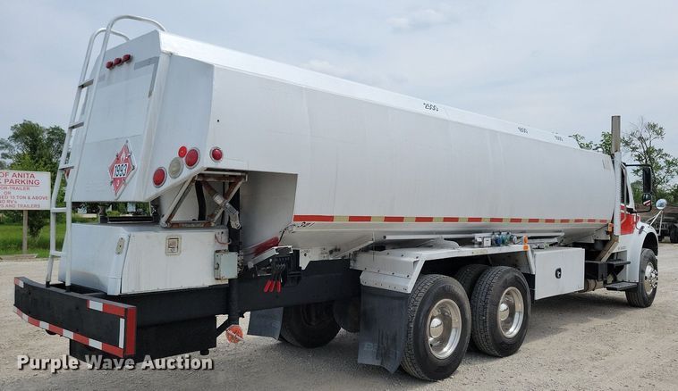 image for item JO9176 2007 Freightliner Business Class M2 106  fuel truck