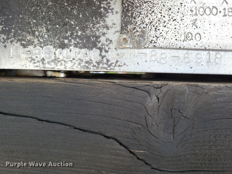 image for item JO9176 2007 Freightliner Business Class M2 106  fuel truck