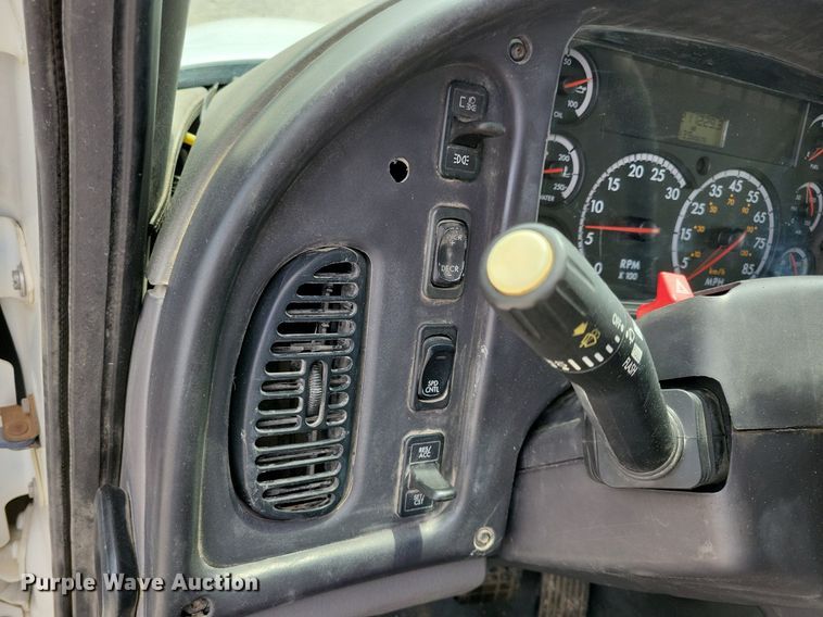 image for item JO9176 2007 Freightliner Business Class M2 106  fuel truck