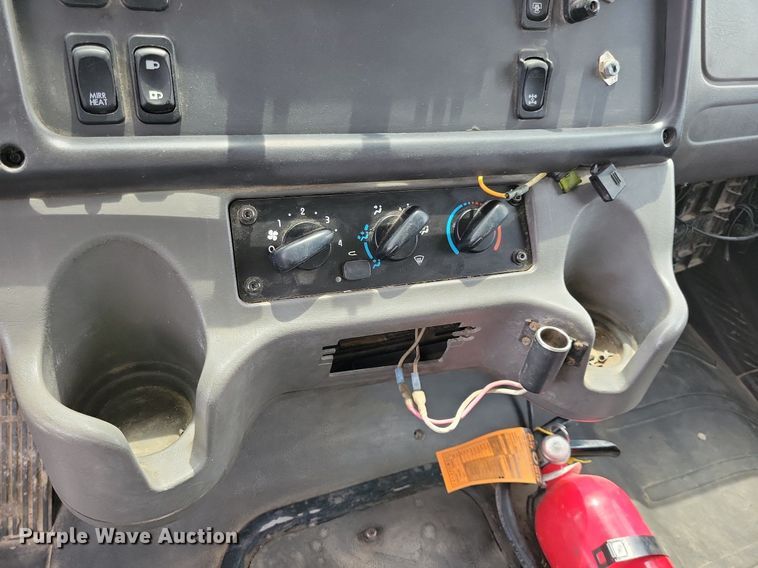 image for item JO9176 2007 Freightliner Business Class M2 106  fuel truck