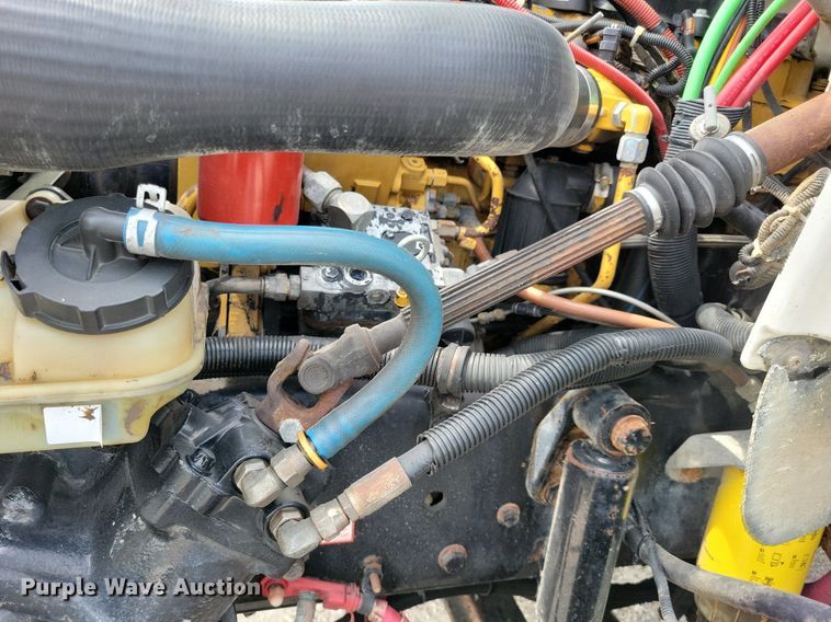 image for item JO9176 2007 Freightliner Business Class M2 106  fuel truck