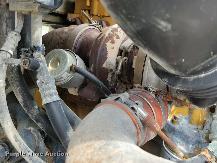 image for item JO9176 2007 Freightliner Business Class M2 106  fuel truck