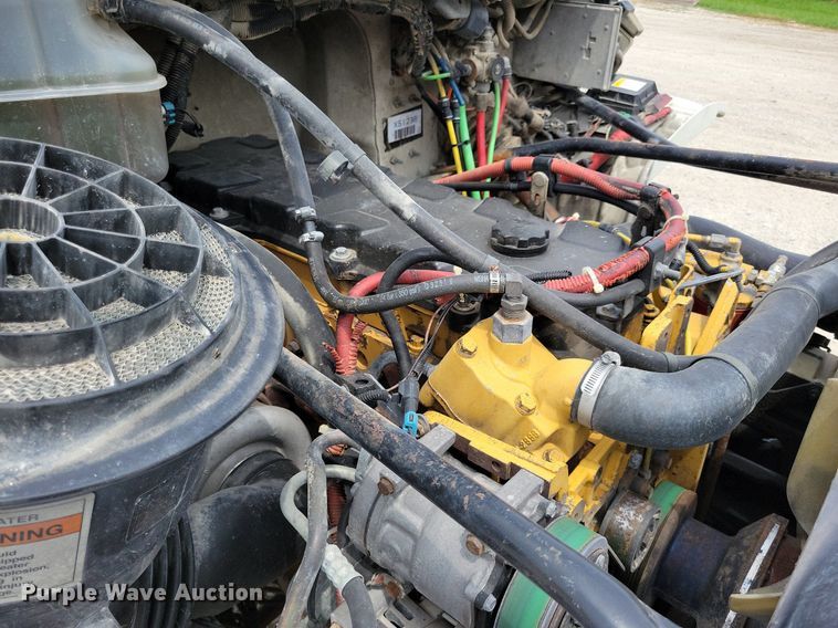 image for item JO9176 2007 Freightliner Business Class M2 106  fuel truck