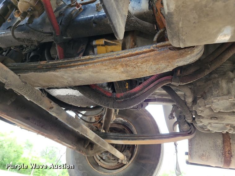 image for item JO9176 2007 Freightliner Business Class M2 106  fuel truck