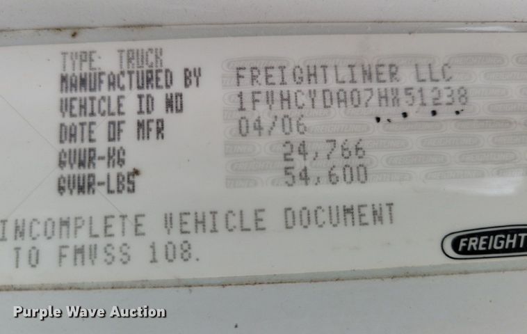 image for item JO9176 2007 Freightliner Business Class M2 106  fuel truck
