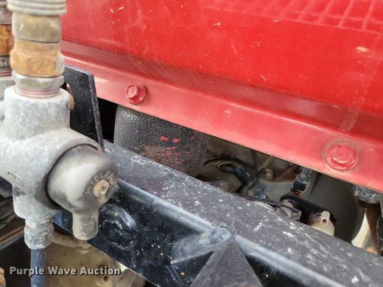 image for item JO9177 2000 Mack RD690S  semi truck