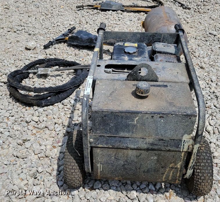 image for item JO9179 Curb Roller CR1528  curb roller