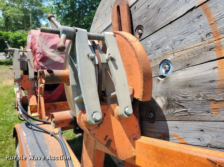 image for item JO9205 1975 Hycaloader TGF 51  reel trailer