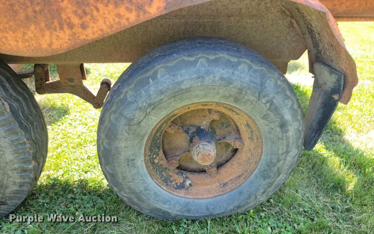 image for item JO9205 1975 Hycaloader TGF 51  reel trailer