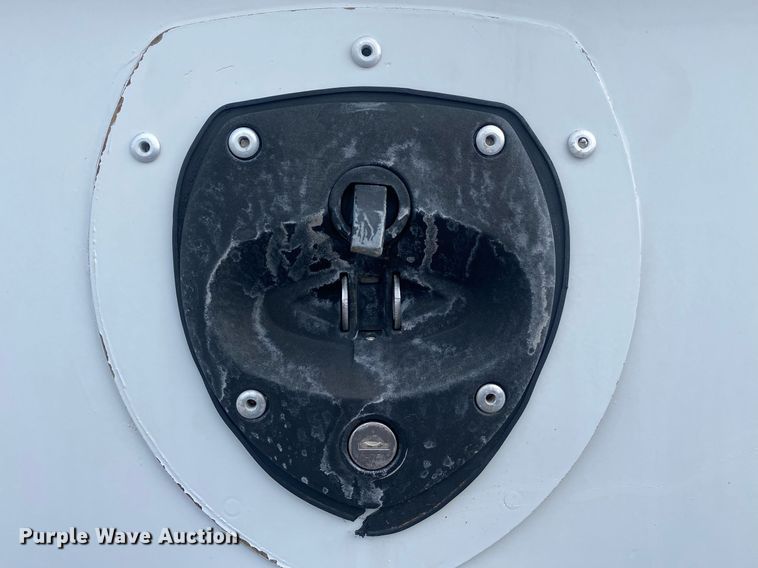 image for item JW9280 2015 Ford F350 Super Duty XL  utility bed pickup truck