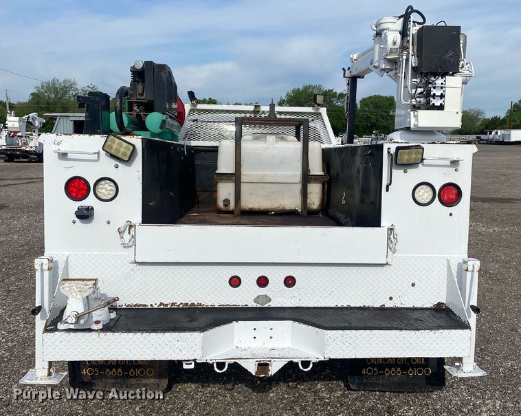 image for item JW9280 2015 Ford F350 Super Duty XL  utility bed pickup truck