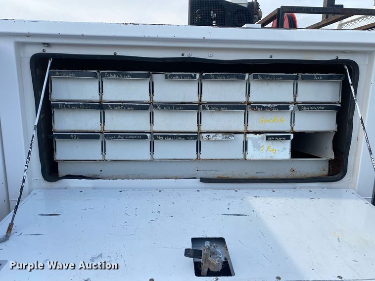 image for item JW9280 2015 Ford F350 Super Duty XL  utility bed pickup truck