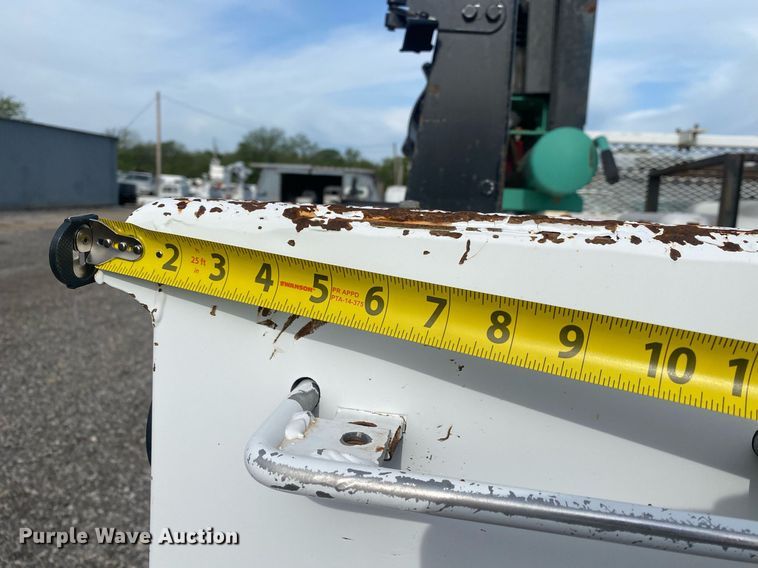 image for item JW9280 2015 Ford F350 Super Duty XL  utility bed pickup truck