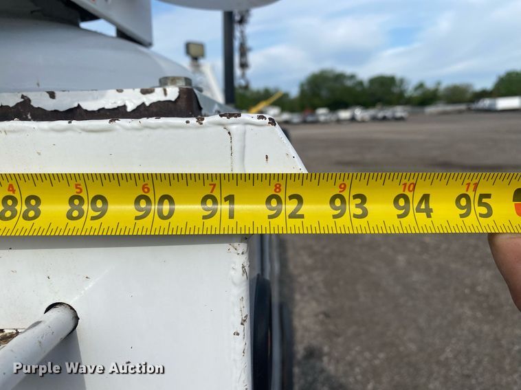 image for item JW9280 2015 Ford F350 Super Duty XL  utility bed pickup truck