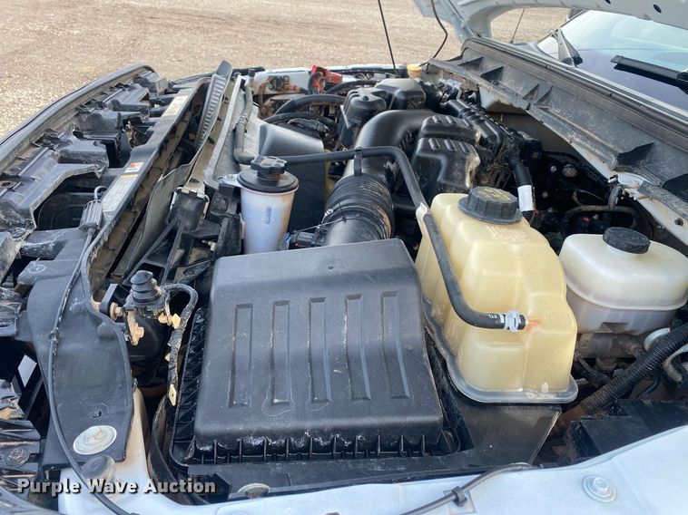 image for item JW9280 2015 Ford F350 Super Duty XL  utility bed pickup truck