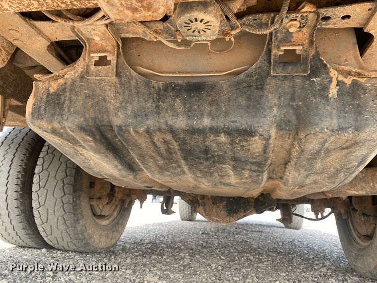 image for item JW9280 2015 Ford F350 Super Duty XL  utility bed pickup truck