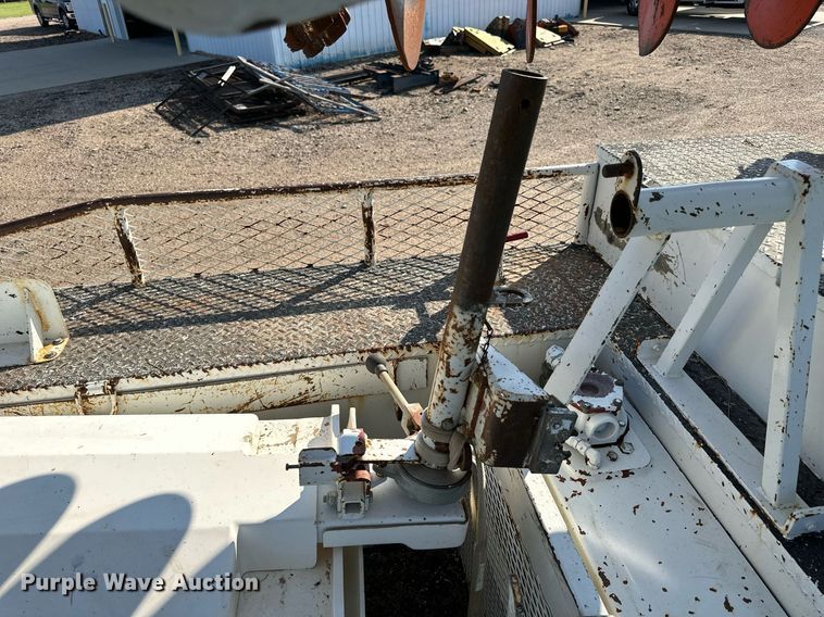 image for item KL9026 2000 Chevrolet C8500  digger derrick truck