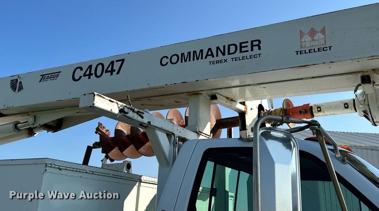 image for item KL9026 2000 Chevrolet C8500  digger derrick truck