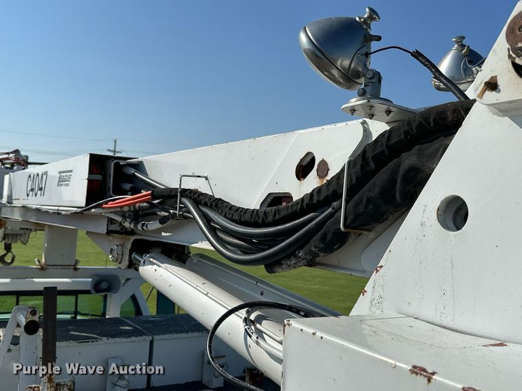 image for item KL9026 2000 Chevrolet C8500  digger derrick truck