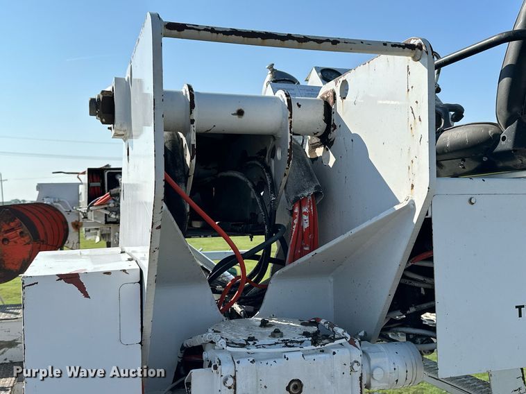 image for item KL9026 2000 Chevrolet C8500  digger derrick truck