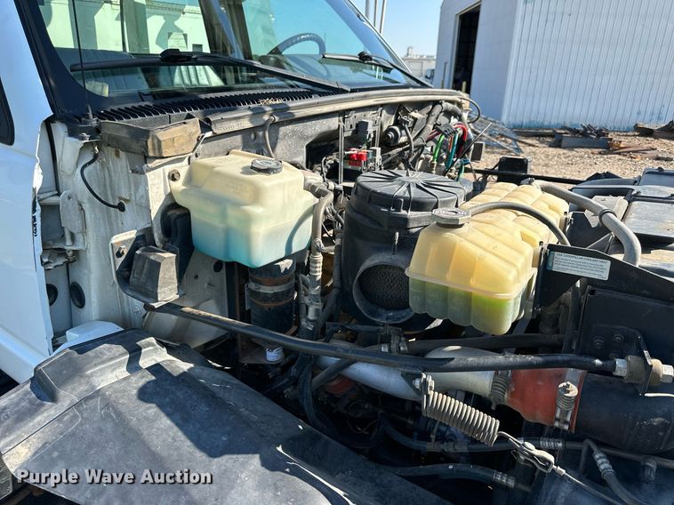 image for item KL9026 2000 Chevrolet C8500  digger derrick truck