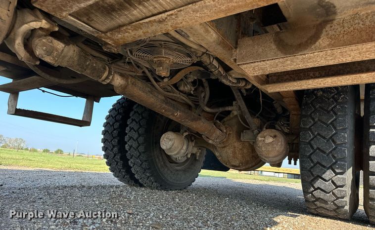 image for item KL9026 2000 Chevrolet C8500  digger derrick truck