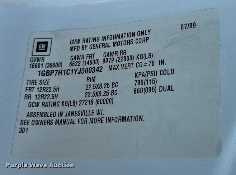 image for item KL9026 2000 Chevrolet C8500  digger derrick truck