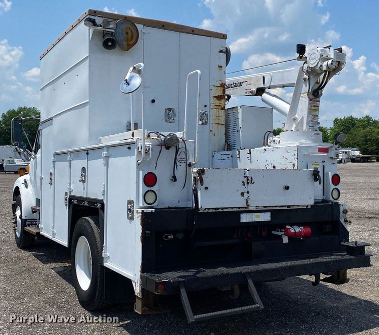 image for item KW9247 2007 Sterling Acterra  utility / service truck